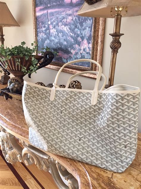 where can i buy a goyard tote